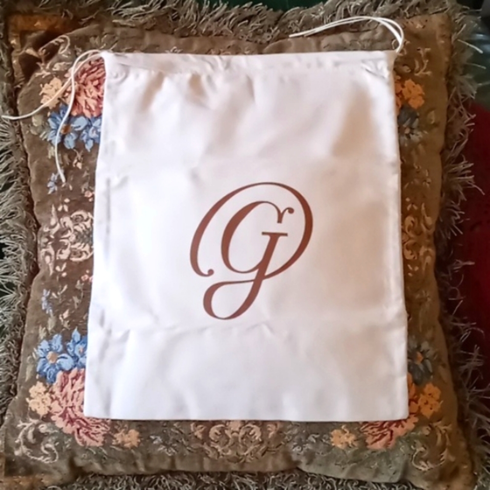 M Gemi Drawstring Dust Bag